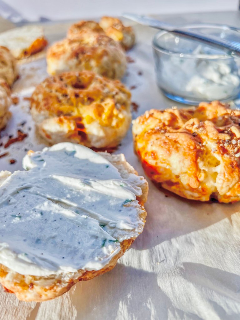 Cheddar bagels with sour cream and chive